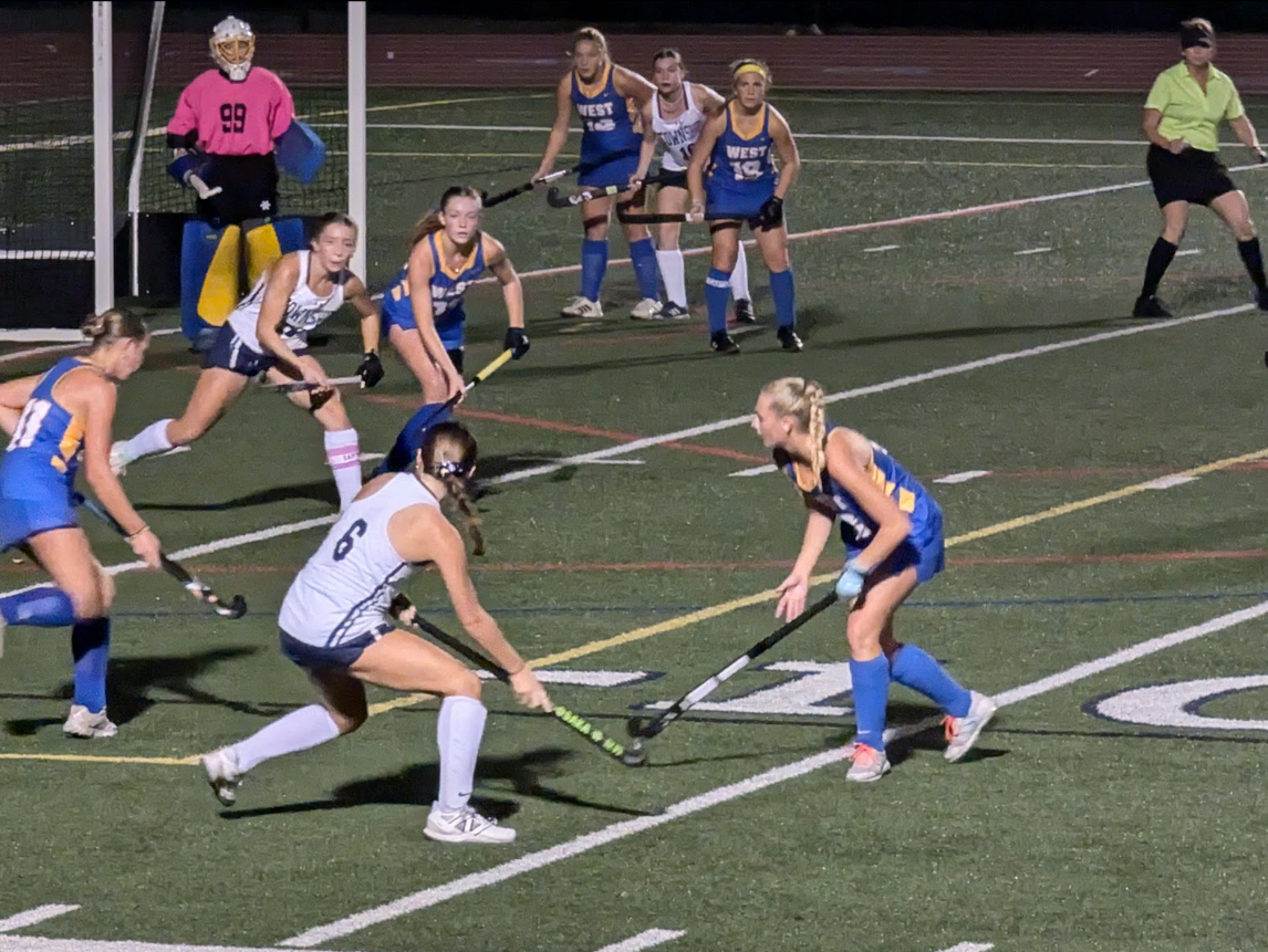 Girls Field Hockey Defeats Downingtown West, Moving to State Quarterfinals (Photos)