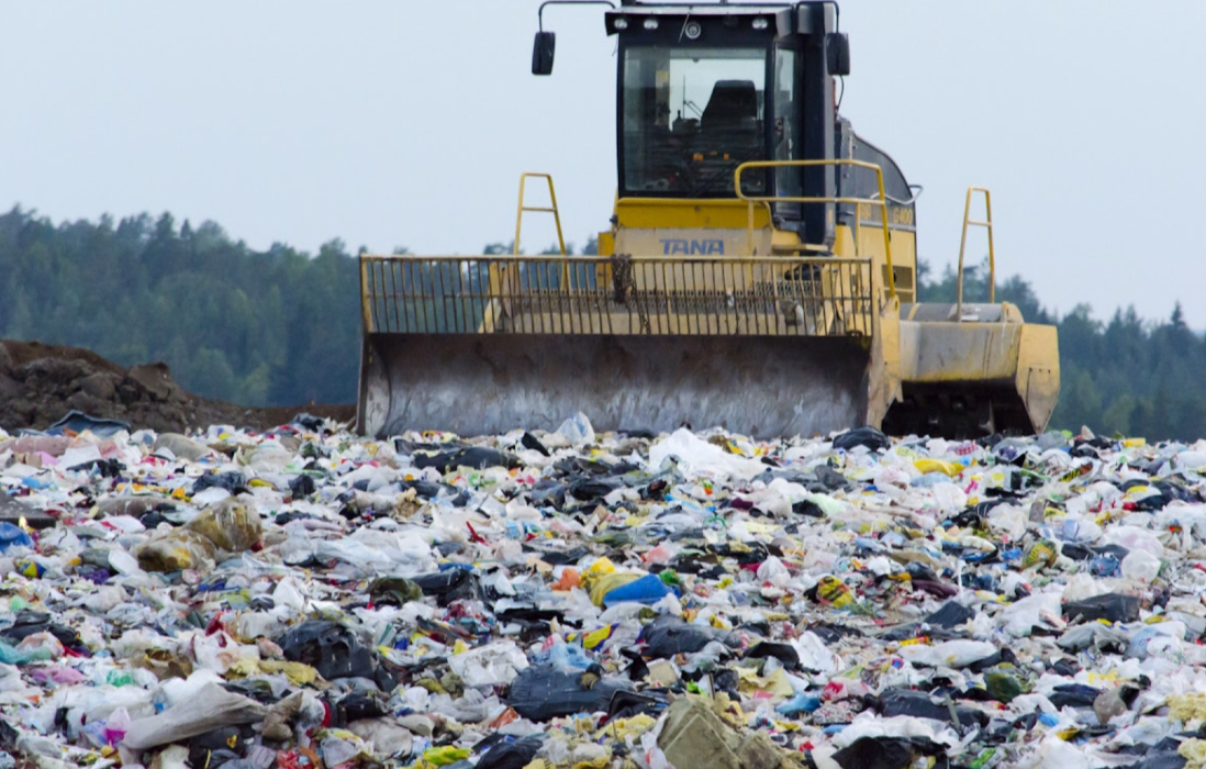 Image Credit: https://bisvquill.com/1944/science-and-technology/great-pacific-garbage-patch/