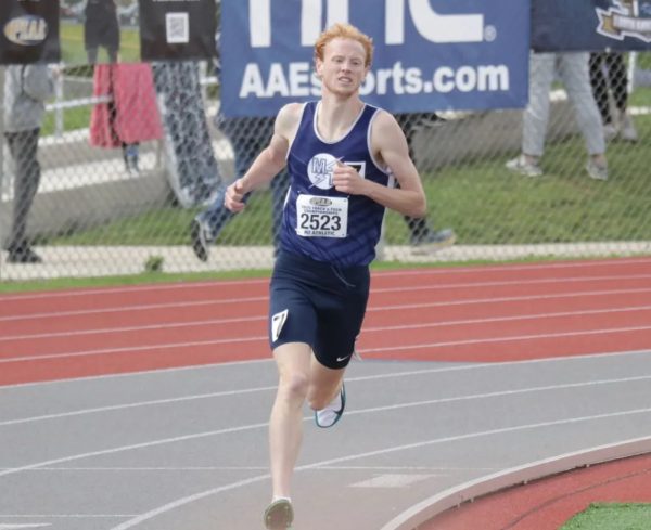Cole Stevens running in the 1600m final at the PIAA State Track and Field Championships.
Photo credit to Coach Robin Shugarts